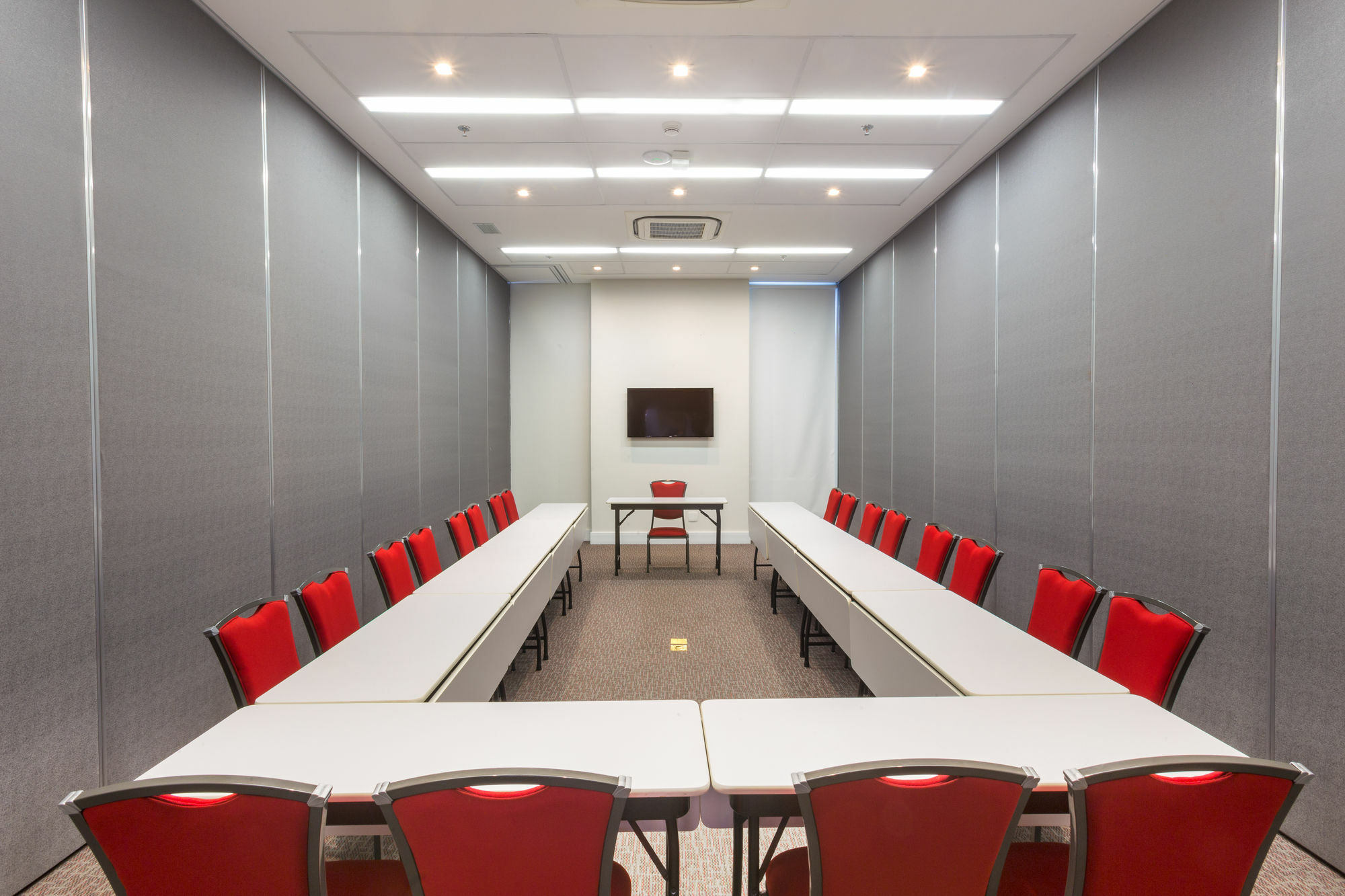 Ramada By Wyndham Campinas Viracopos